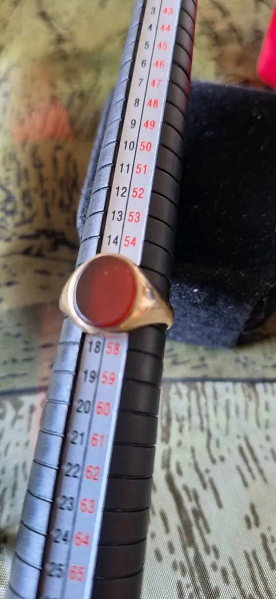 9ct Gold Gents Ring - Image 4