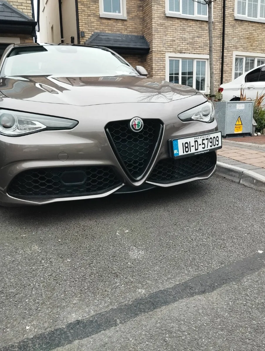 Alfa Romeo Giulia 2018 - Image 3