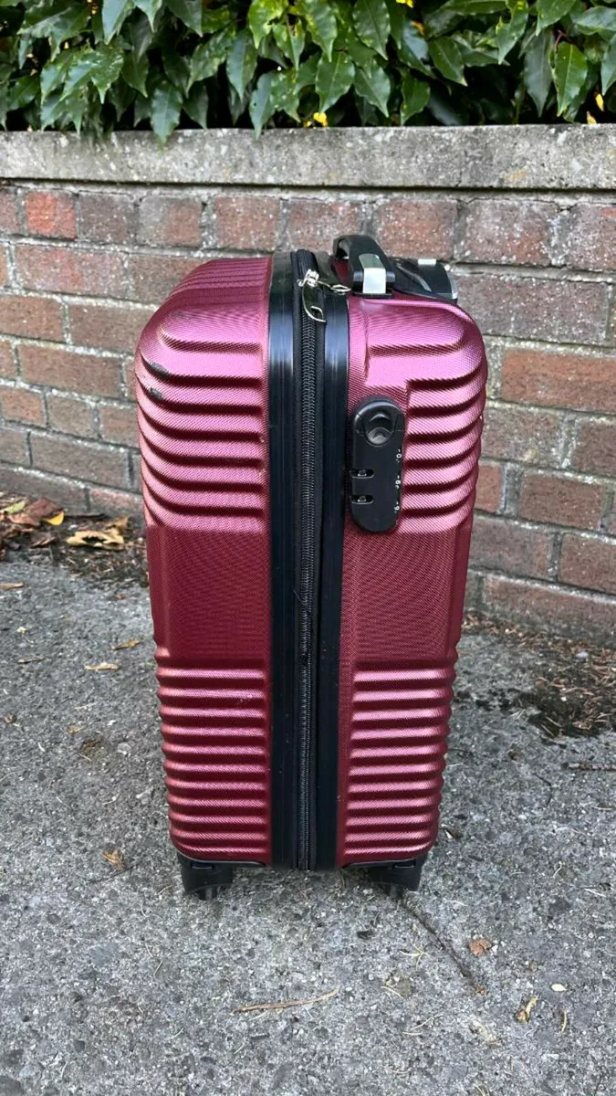 Hard Shell Suitcase - Image 4