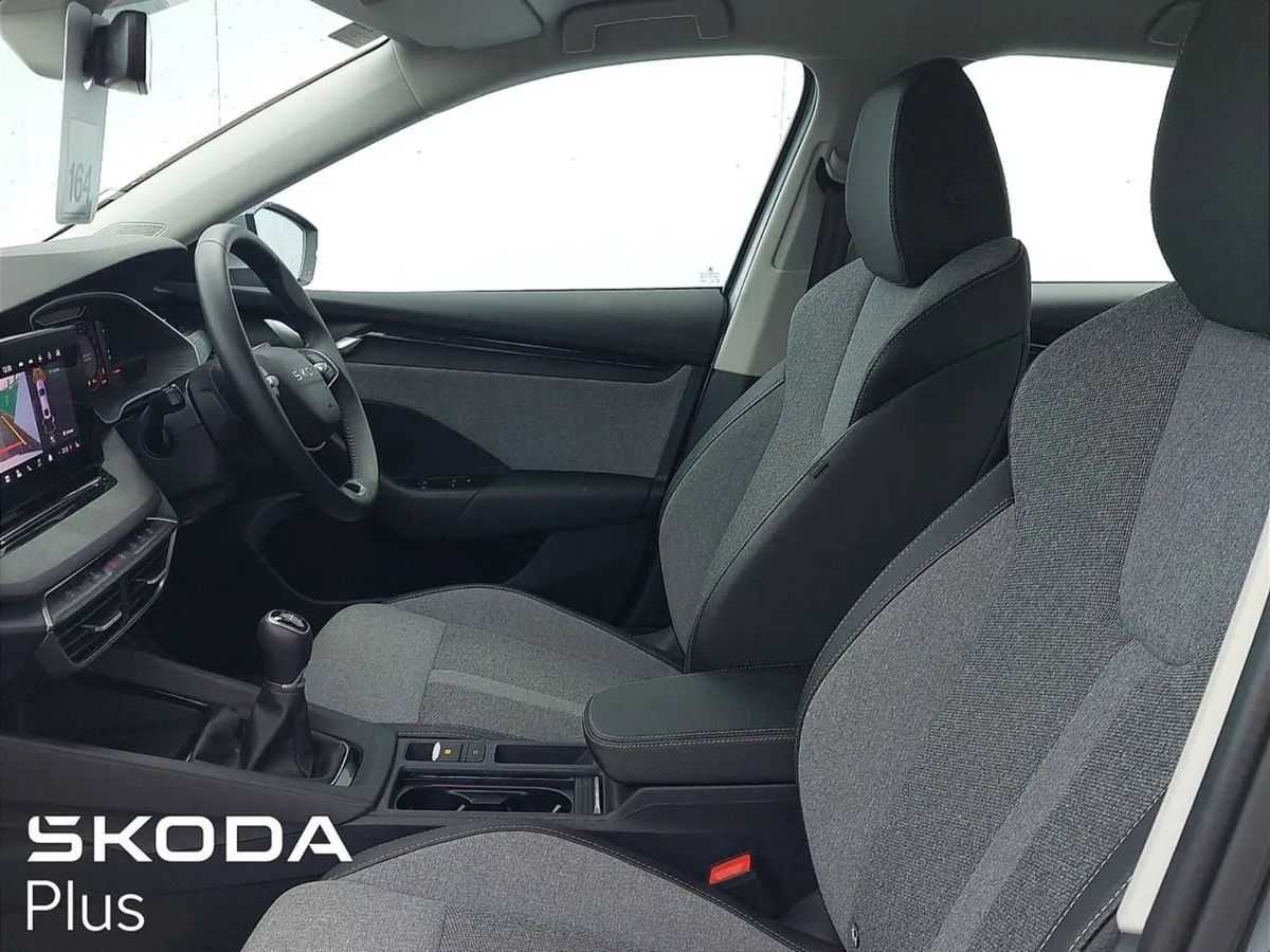Skoda Octavia Selection  2.0tdi 115HP - Image 4
