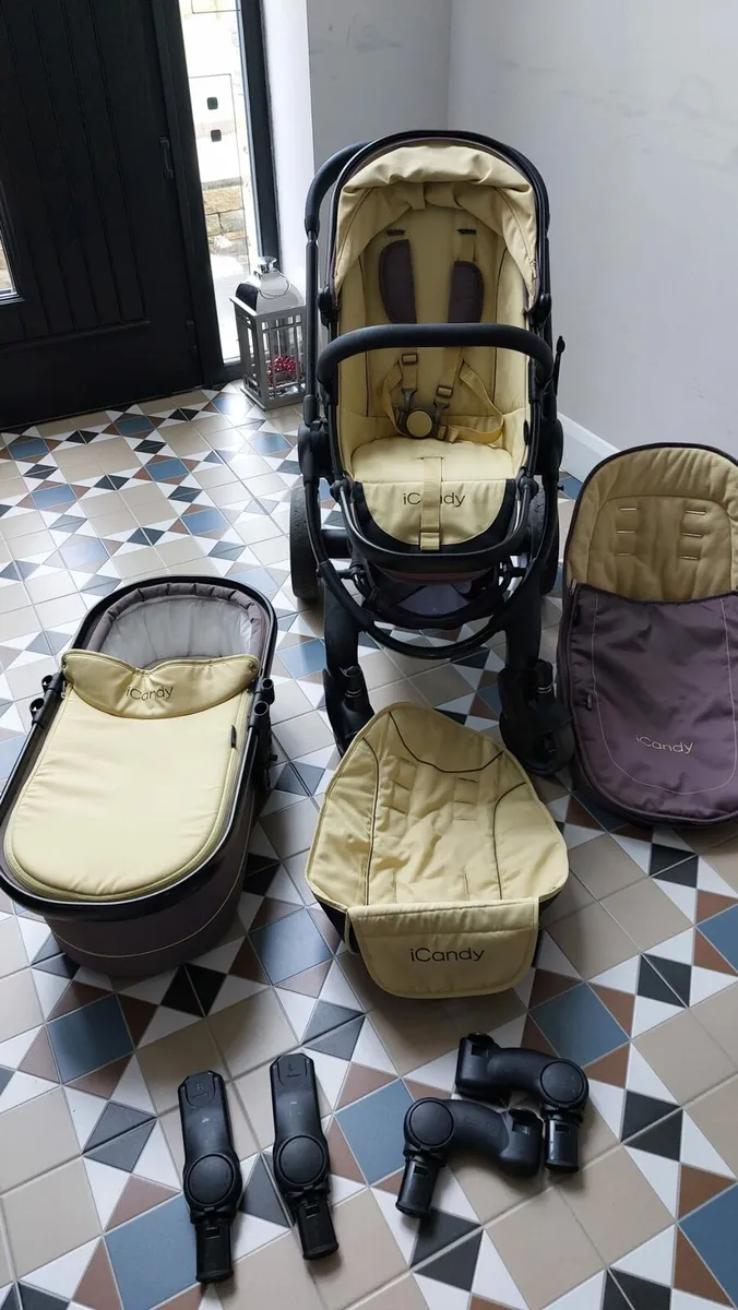 I candy pram - Image 1