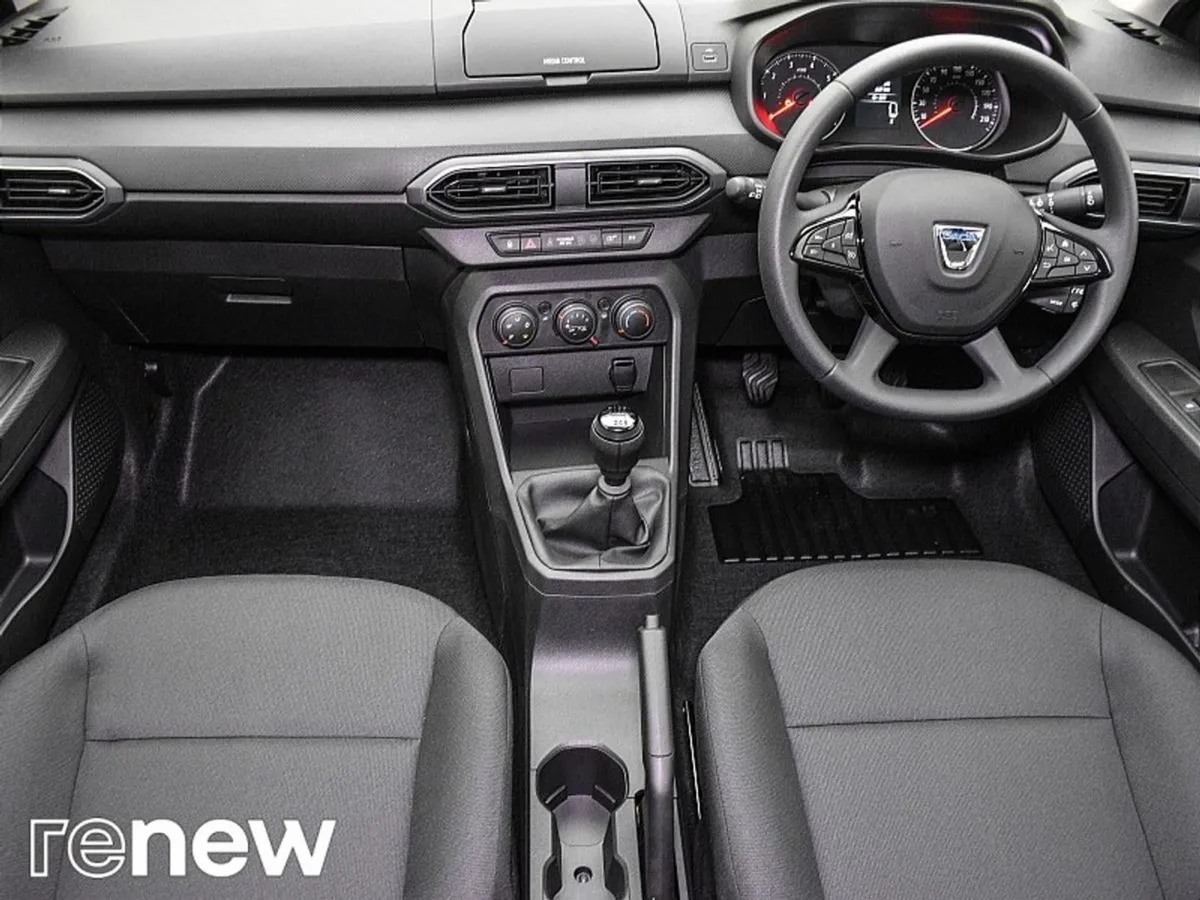 Dacia Jogger Essential TCe 110 - Image 2