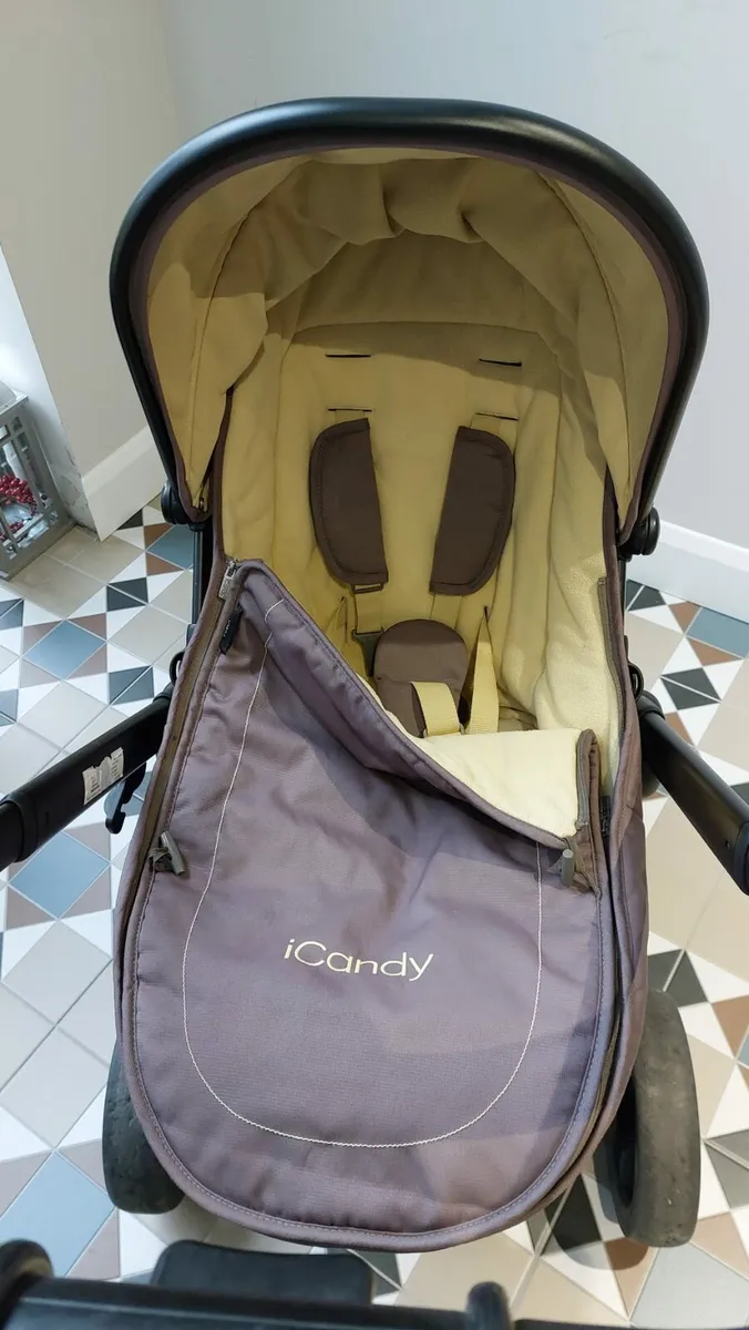 I candy pram - Image 4