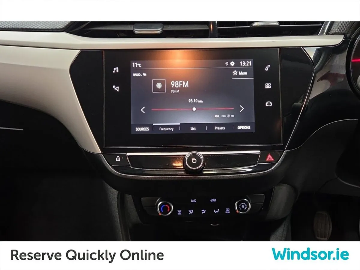 Opel Corsa SC 1.2i (75ps) S/S 5 Speed - Image 4