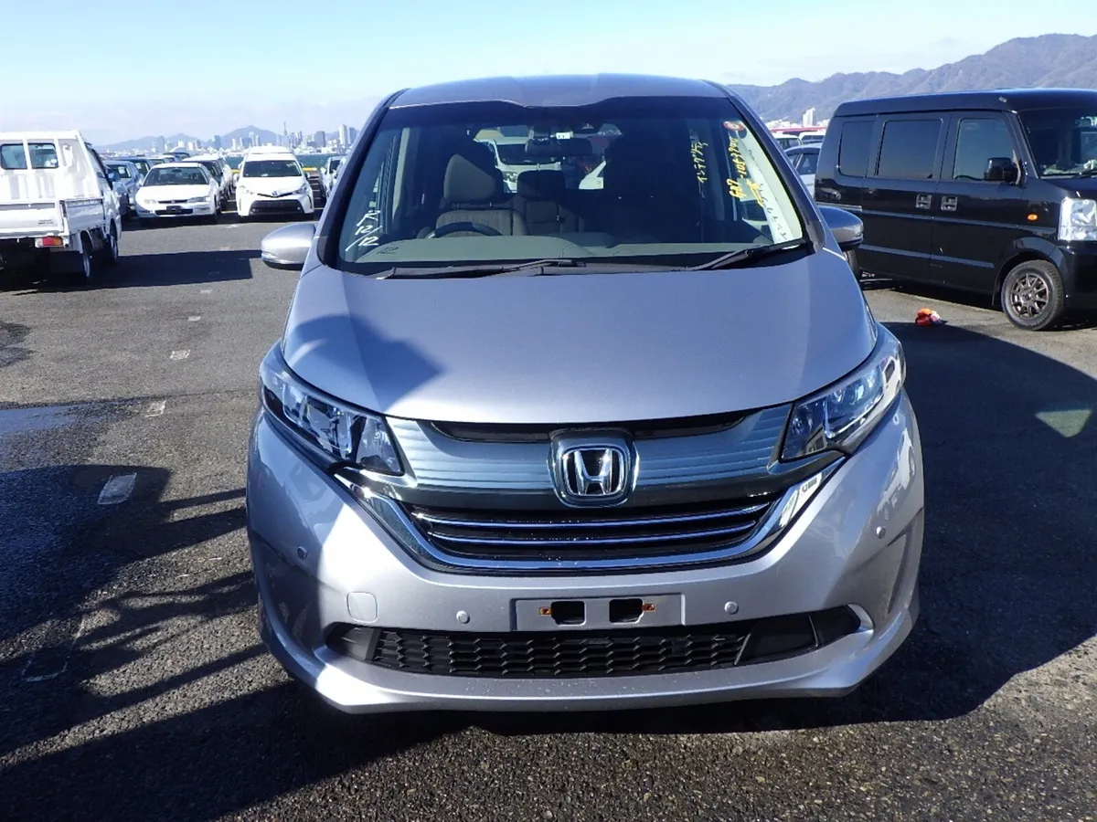 Honda Freed 2017 - Image 2