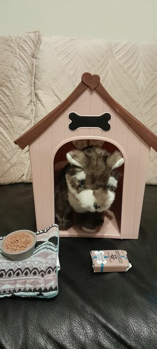 our generation dog house and dog - Image 1