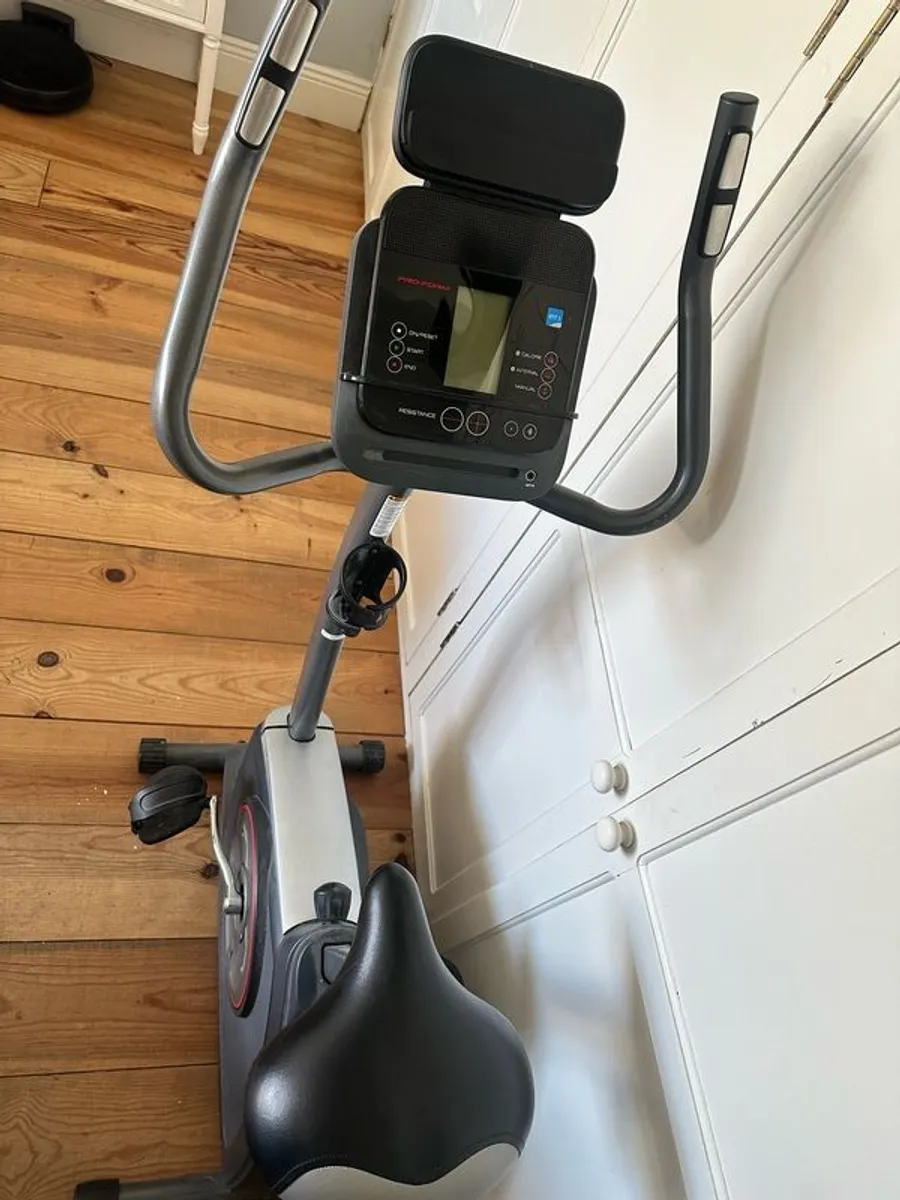 exercise bike pro form csx210 - Image 1