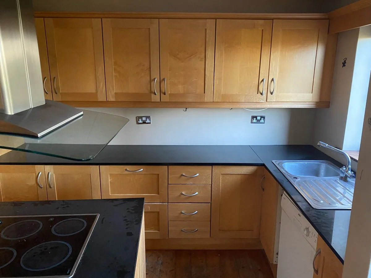 Solid Maple Kitchen - Image 4