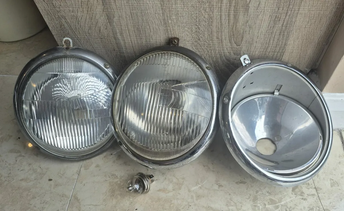 VINTAGE BOSCH HEADLIGHT UNIT CLASSIC MERCEDES PORS - Image 1