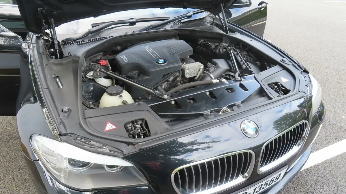 BMW 5-Series 2013 - Image 1