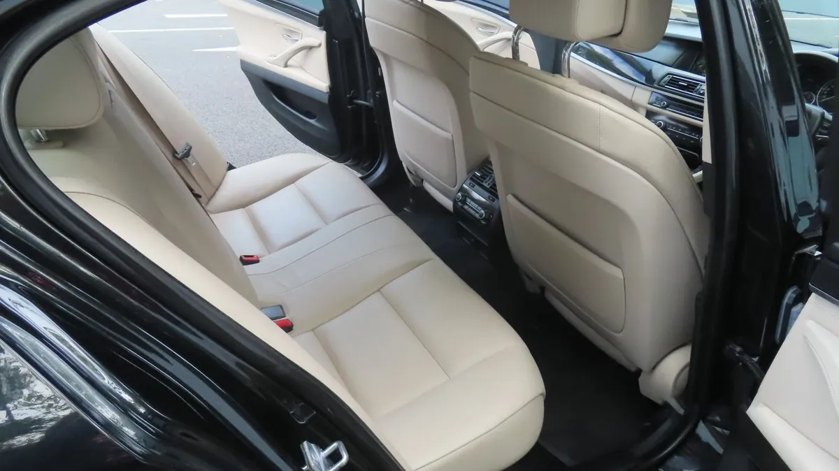 BMW 5-Series 2013 - Image 4