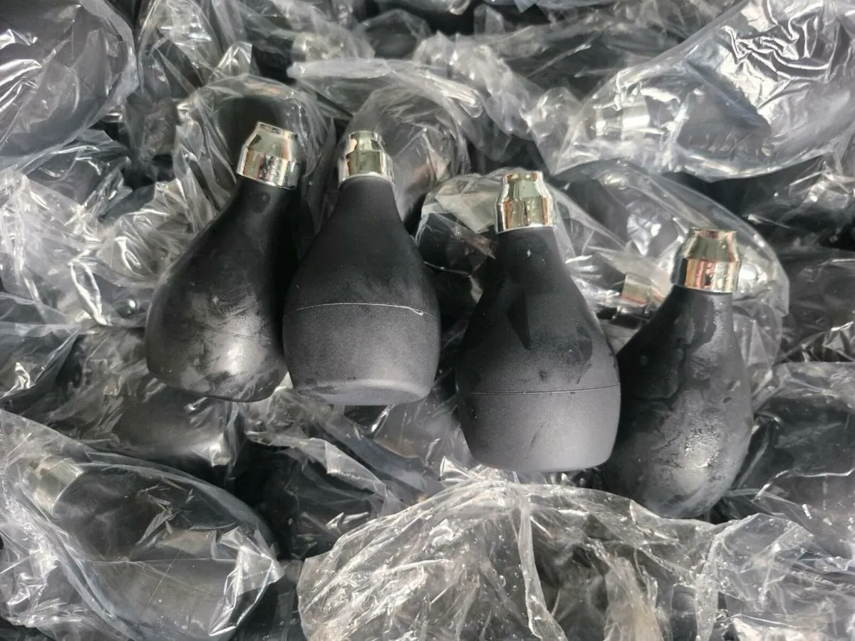 FRCOLOR €2 EACH  TRAVEL DUSTING POWDER PUFF REFILL - Image 1