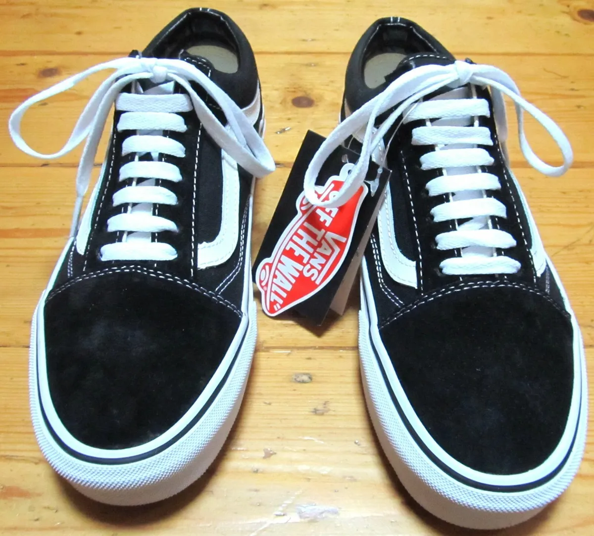 As NEW>>>> Vans Canvas Sneakers Size 8 >>>>>As NEW - Image 1