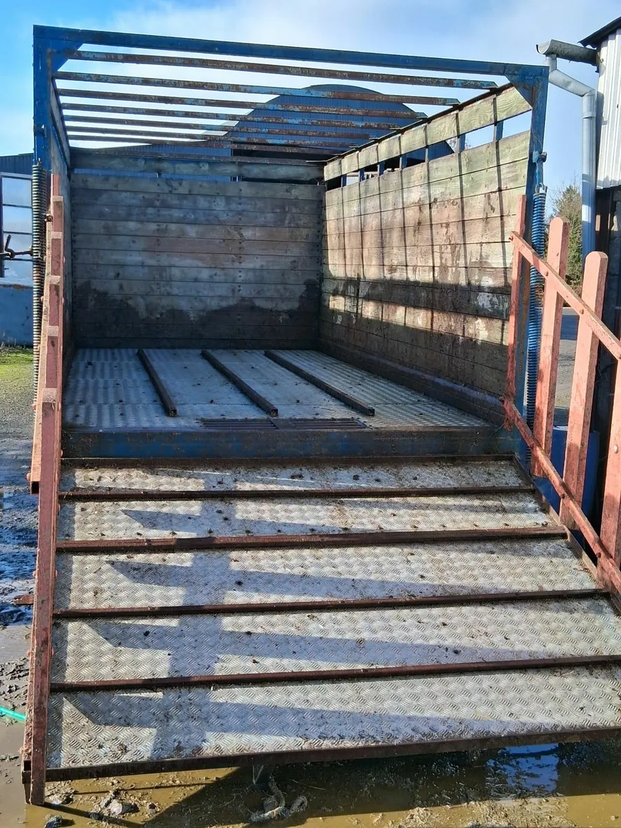 Cattle trailer - Image 3
