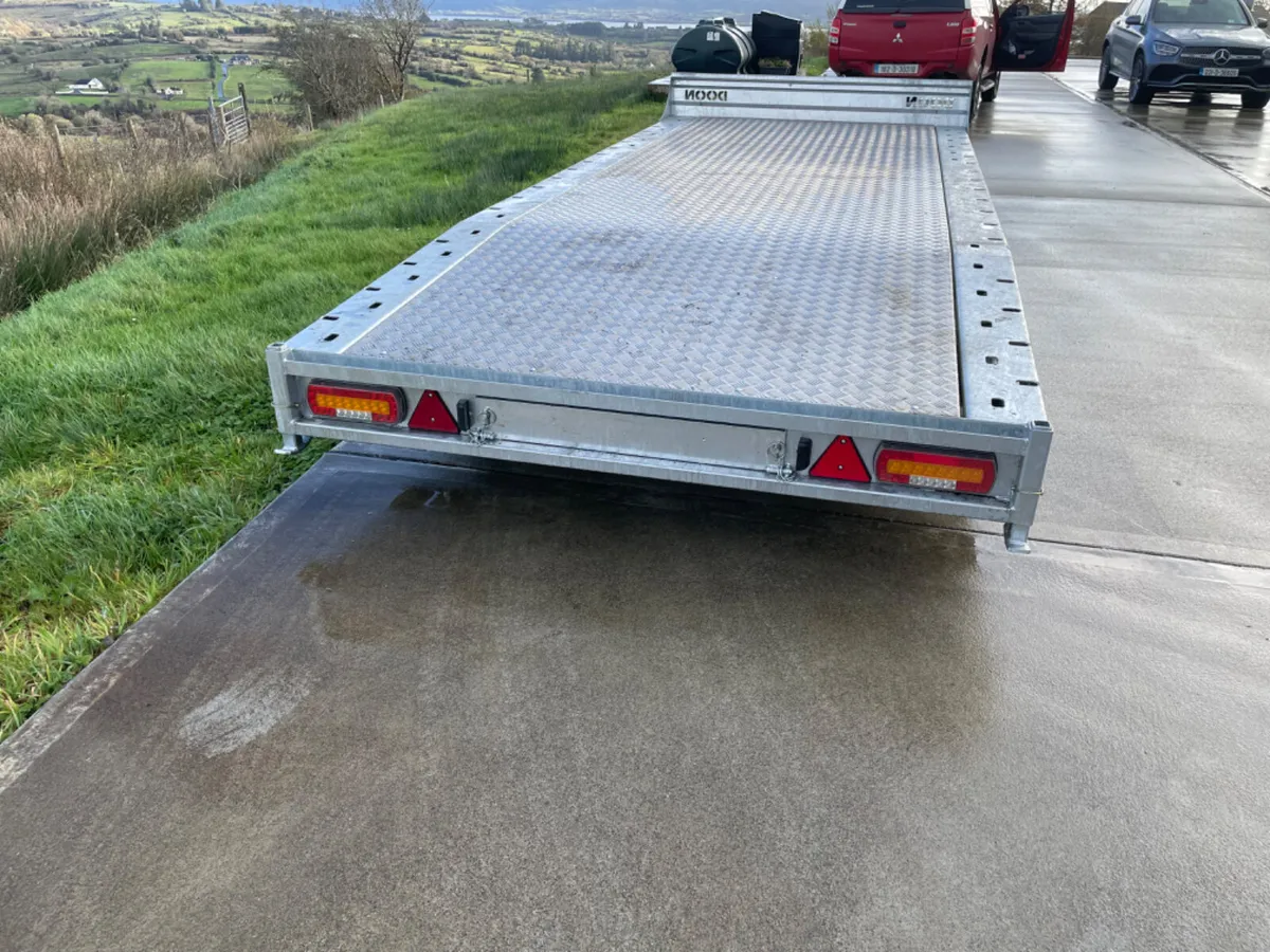 Brand new 16ft beavertail tri axle trailer - Image 4
