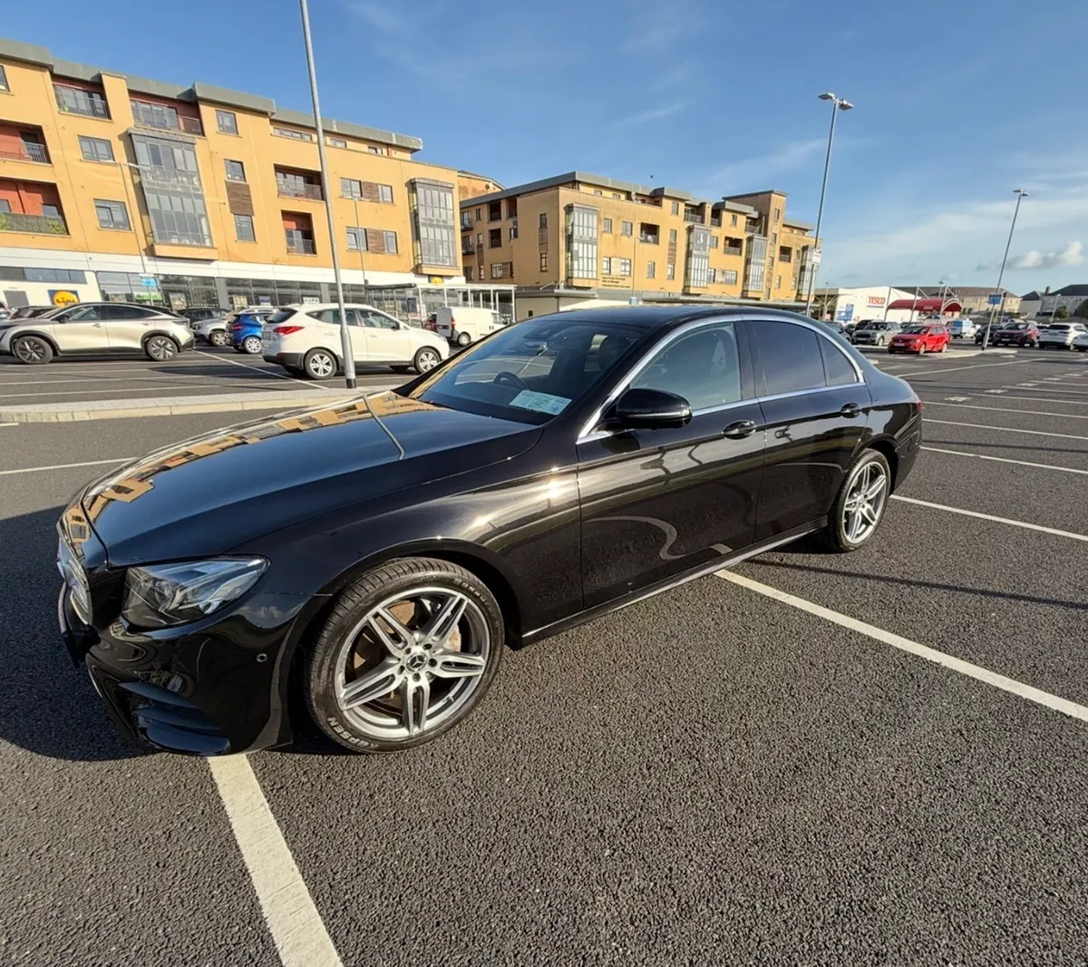 *Price drop* 2019 Mercedes E220d AMG line 4Matic - Image 3