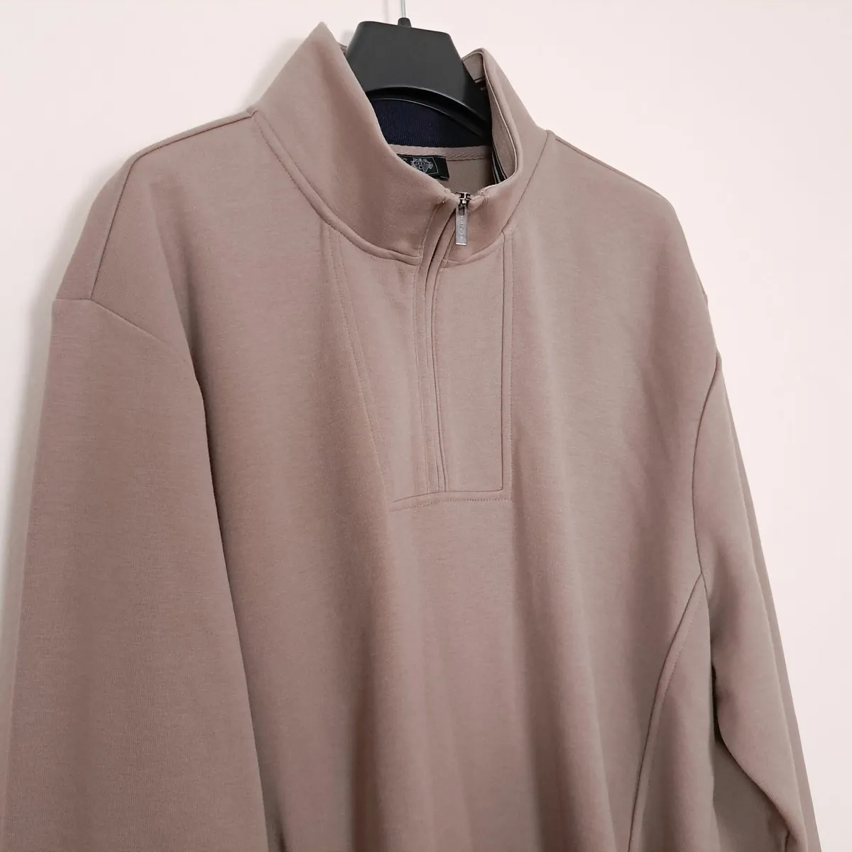 Paul Costelloe Tan Beige Sweatshirt Mens XL - Image 4