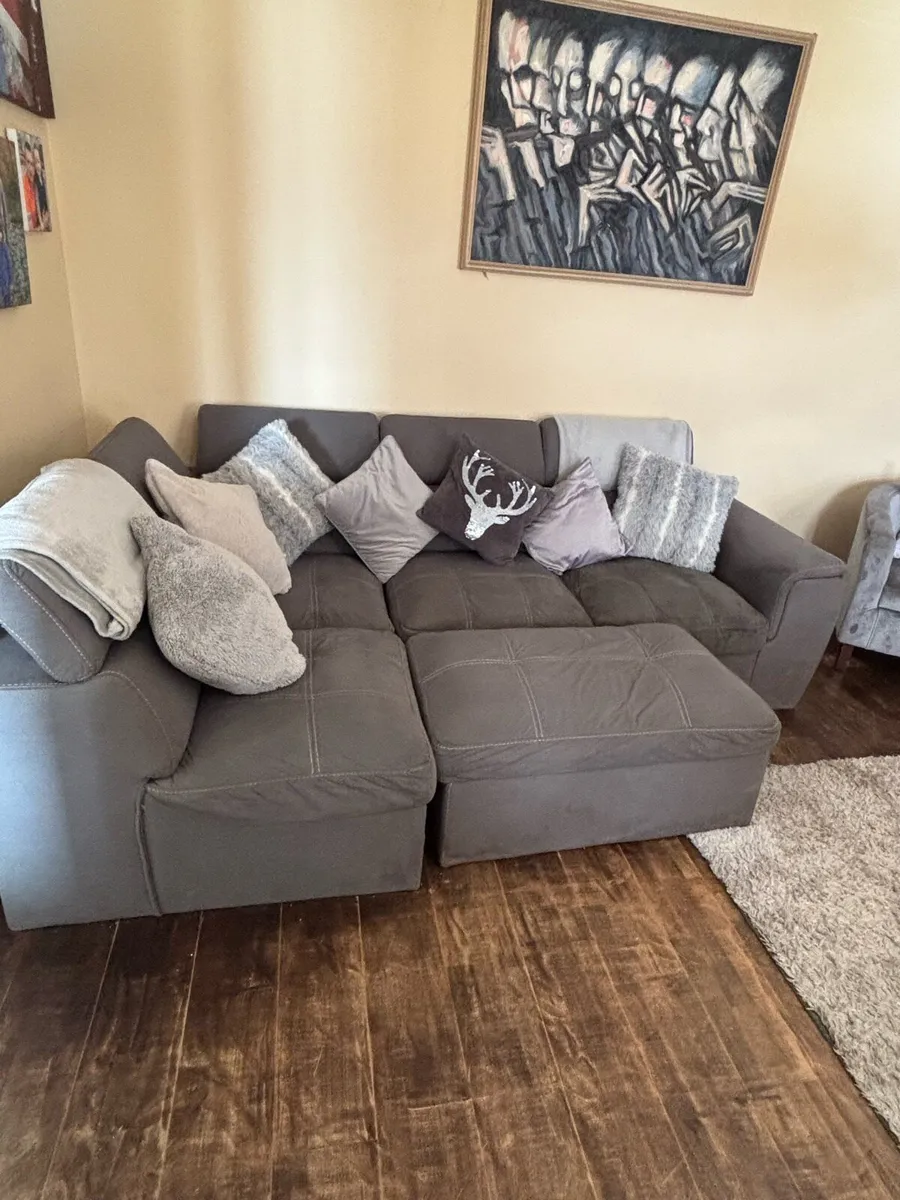 L shaped sofa bed - Image 1