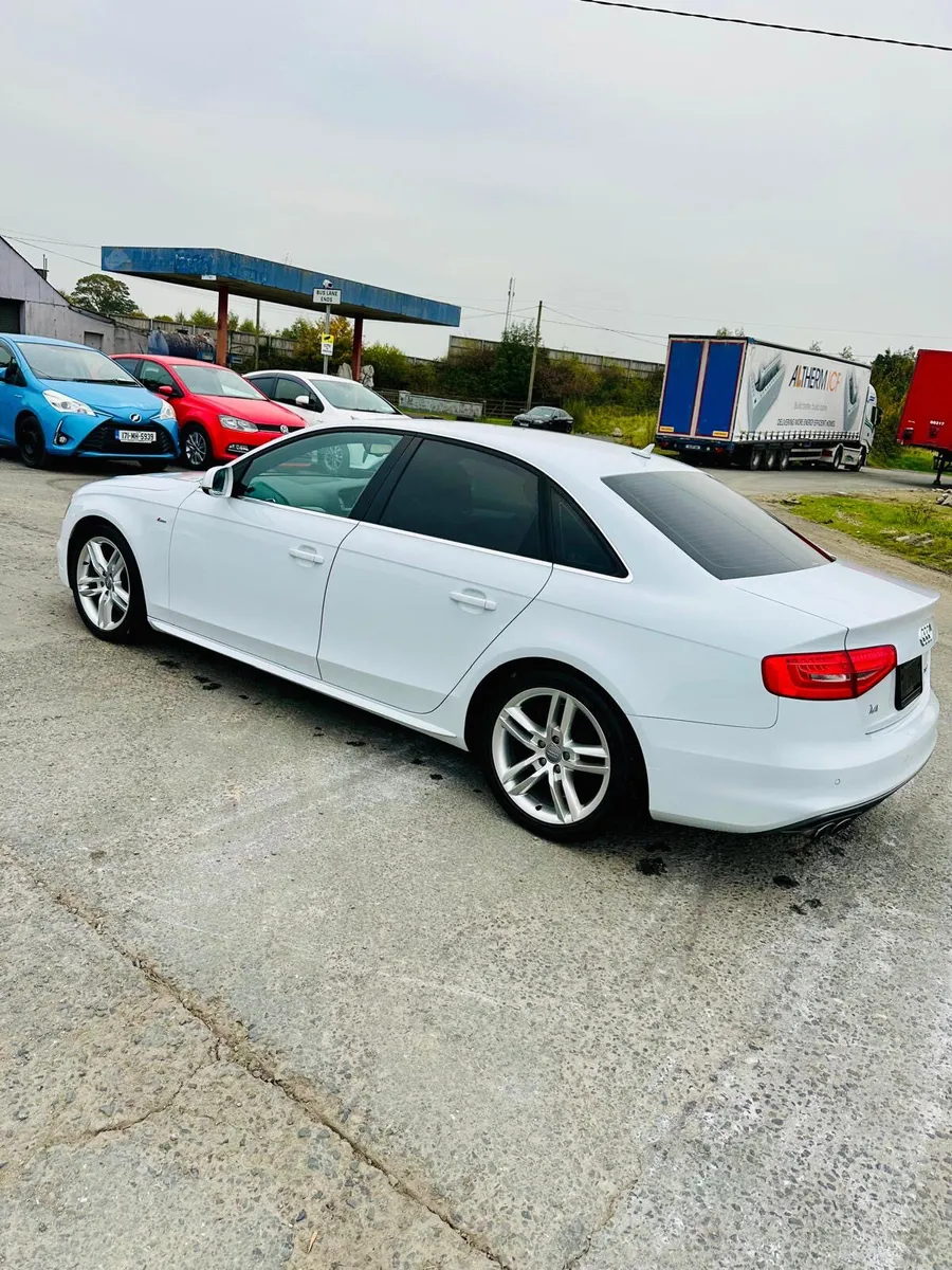 AUDI A4 (2015) S LINE AUTOMATIC PETROL - Image 4