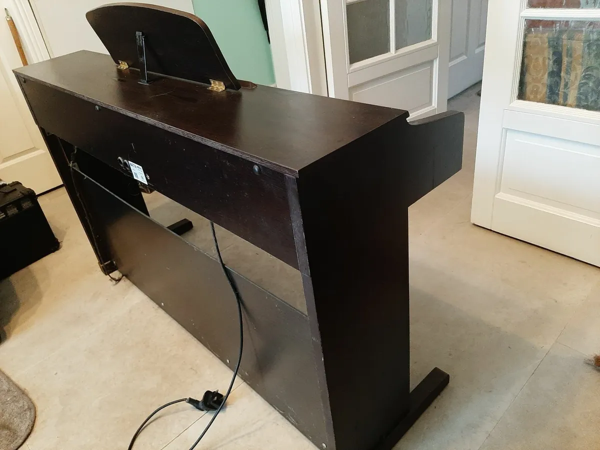 Martini   Piano keyboard   .   NOTE ; read ad - Image 4