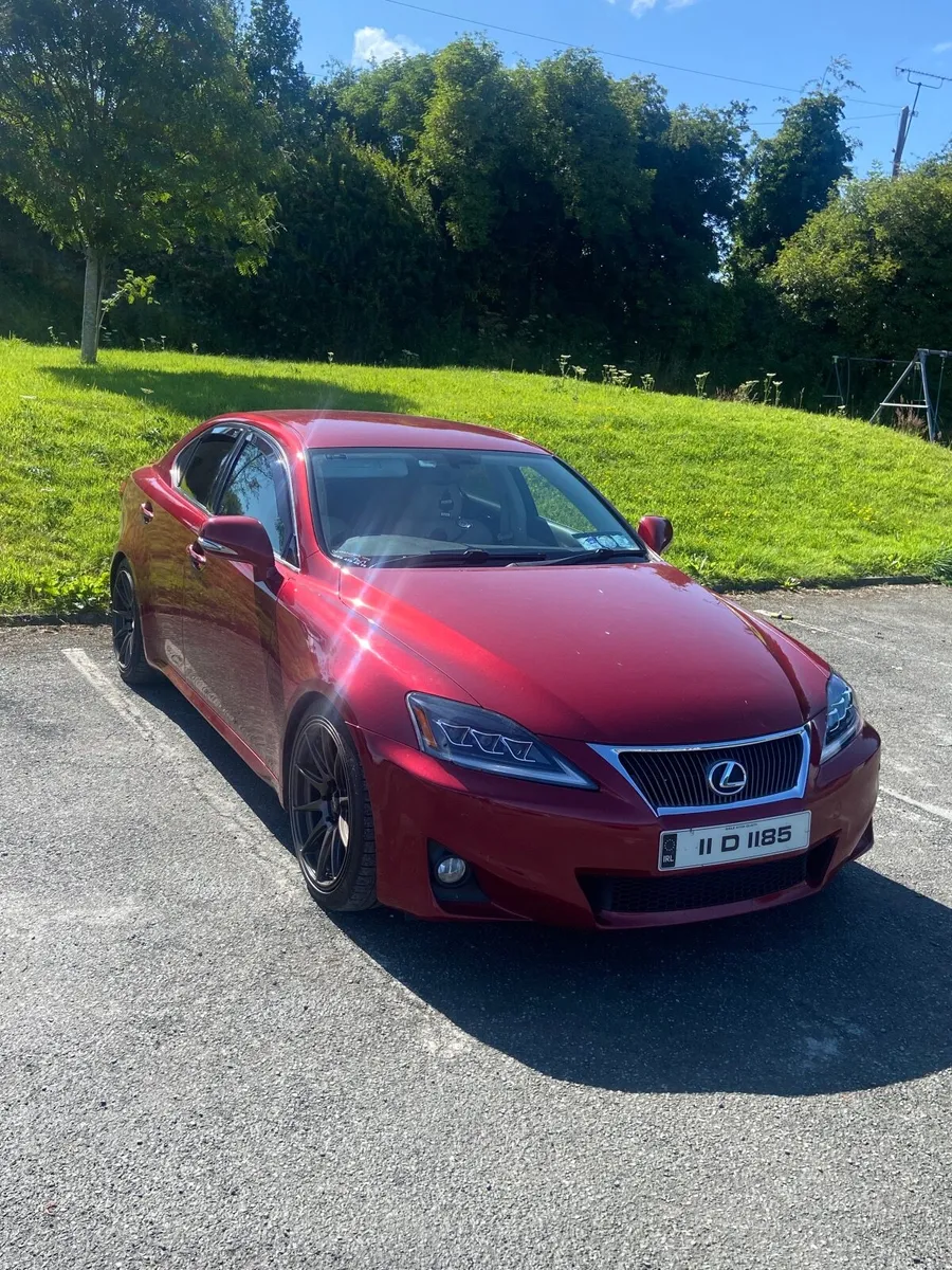 Lexus IS 2011 - Image 1