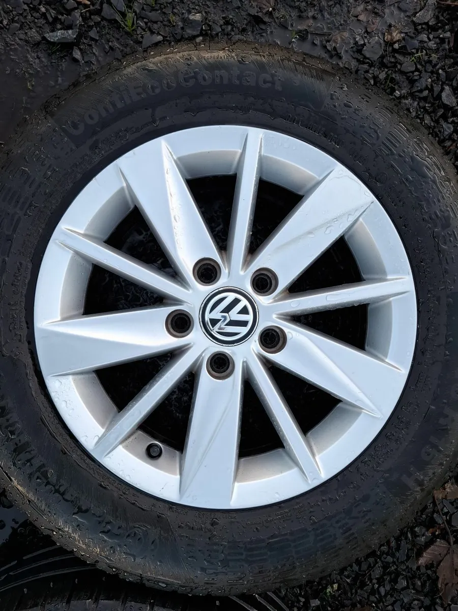15" Genuine Vw Alloys with tyres - Image 4