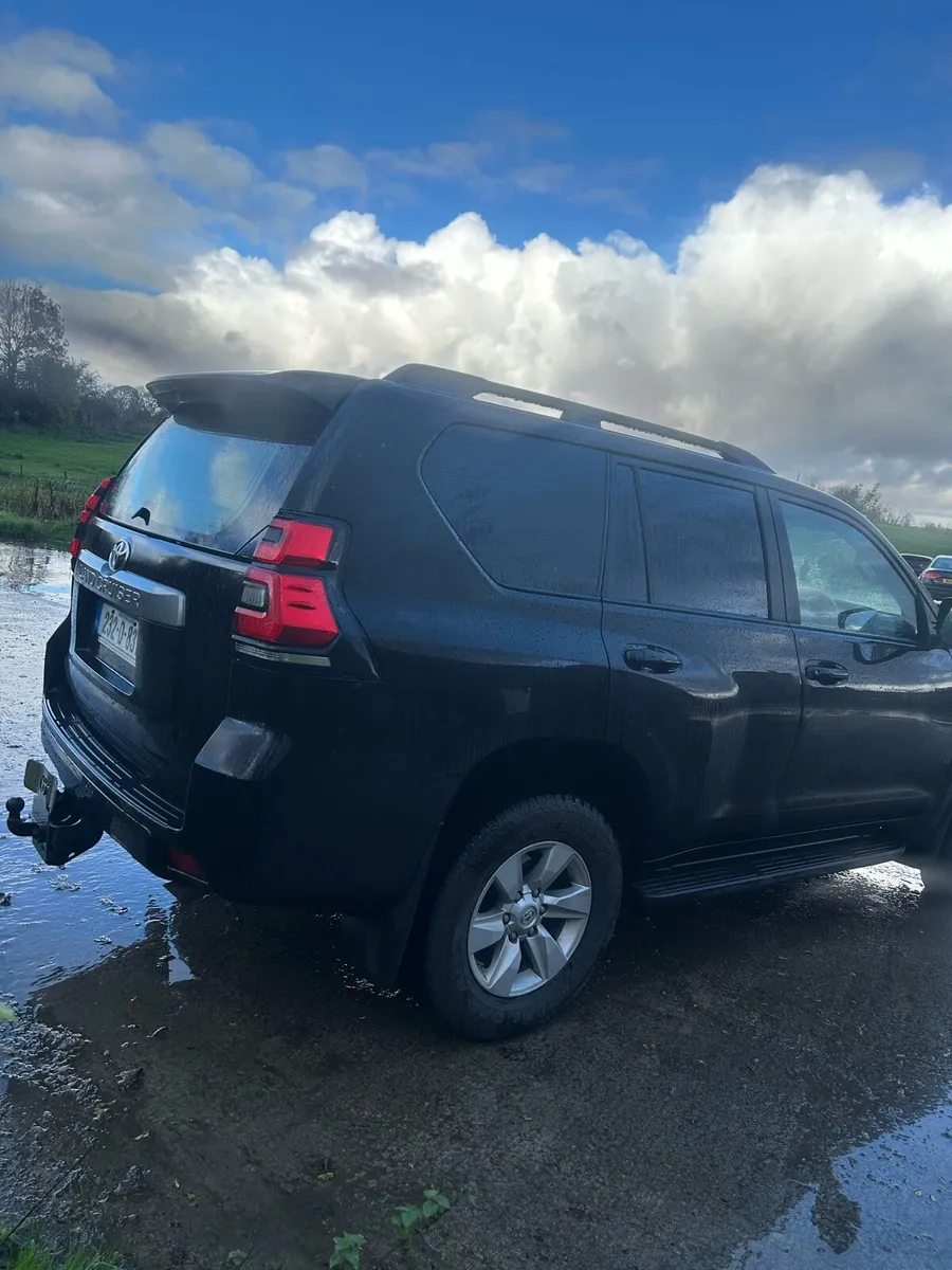 Toyota landcruiser - Image 3