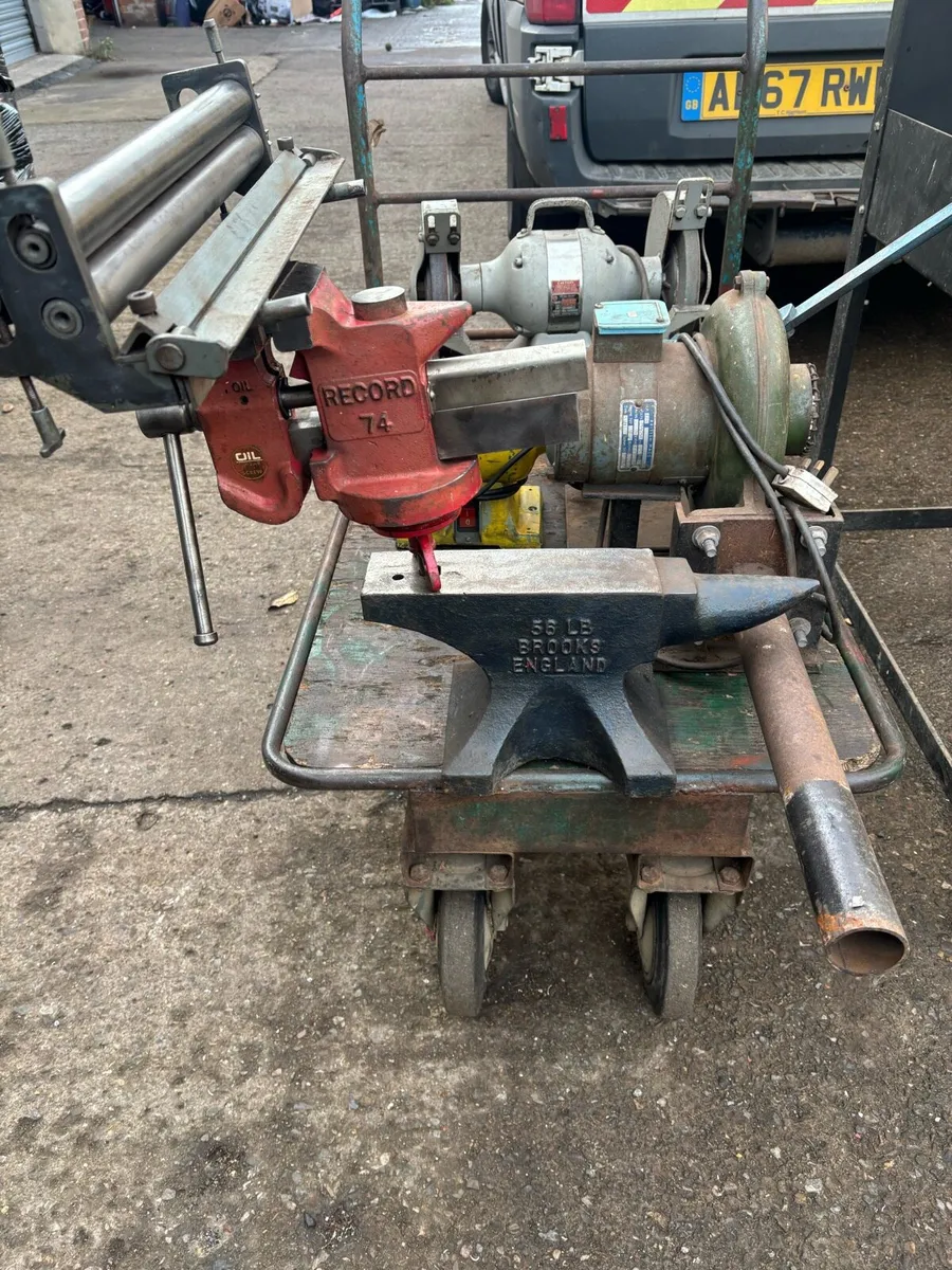 Blacksmith workshop Domestic / industrial - Image 2