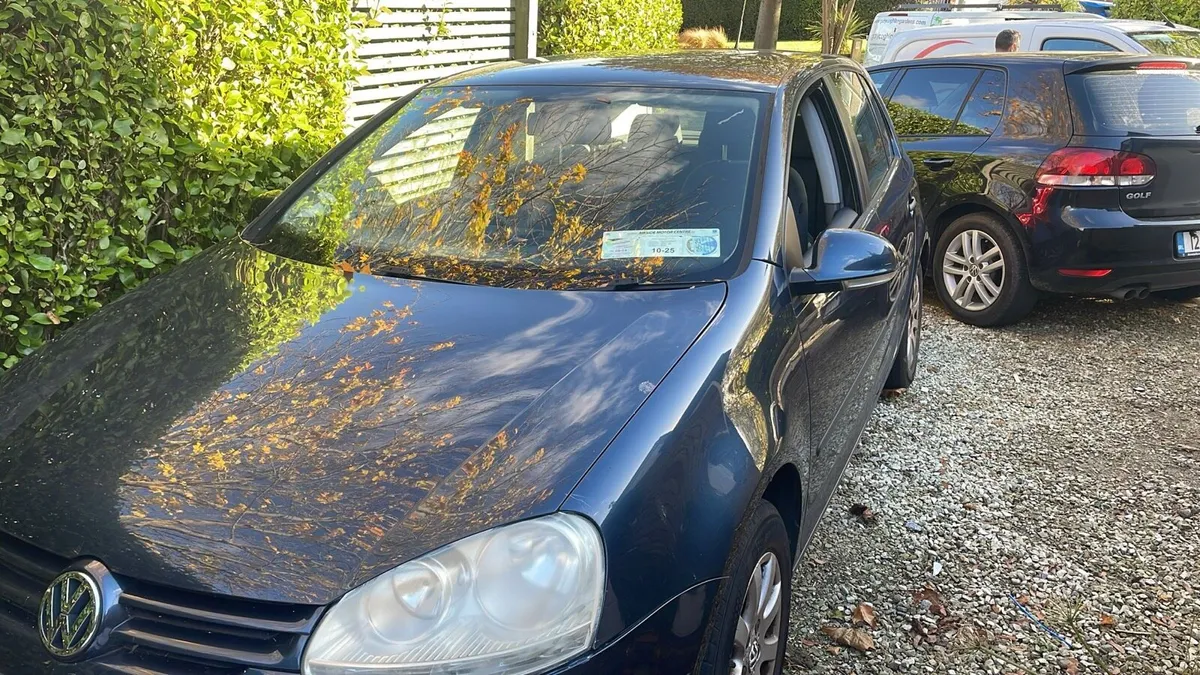 VW Golf 2006 low mileage - Image 4