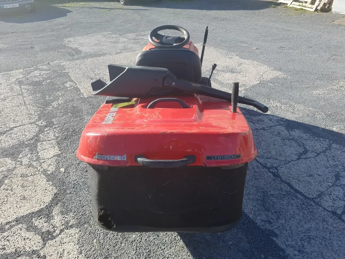 JONSERED RIDE ON MOWER - FOR SALE - Image 2