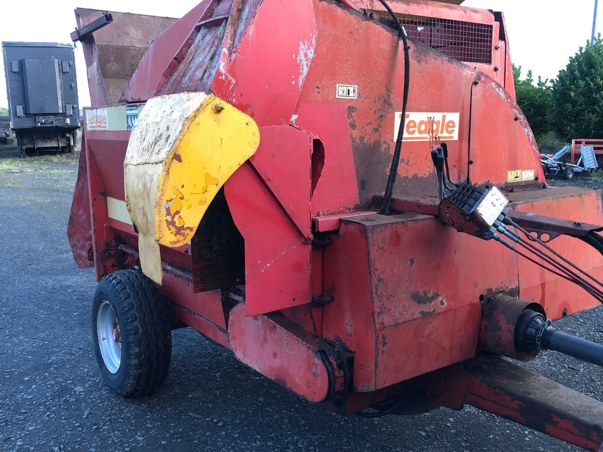 BALE FEEDING EQUIP- STRAW CHOPPERS Teagle / Lucas - Image 1