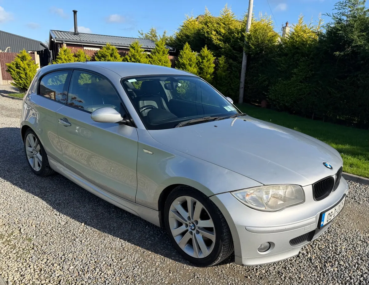 BMW 1-Series 2009 - Image 1