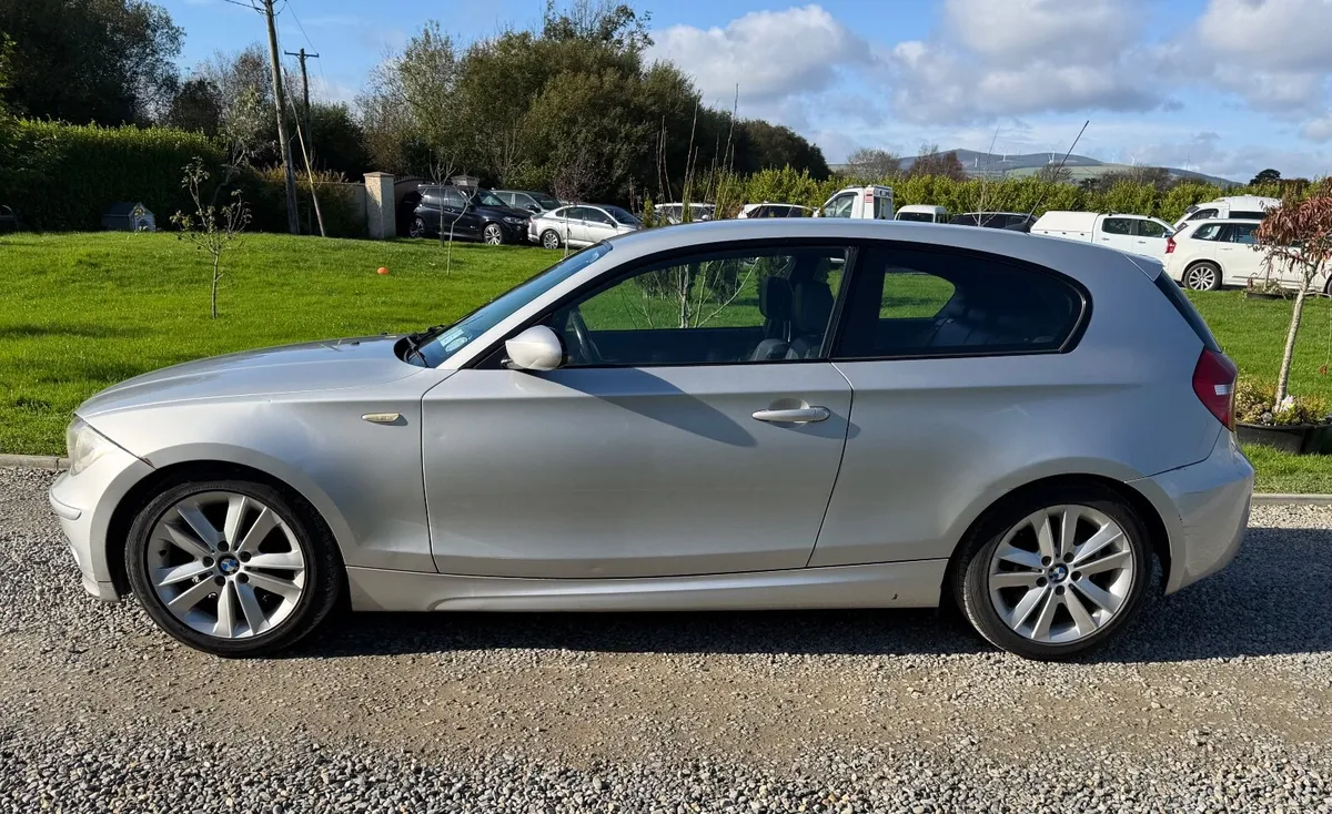 BMW 1-Series 2009 - Image 3