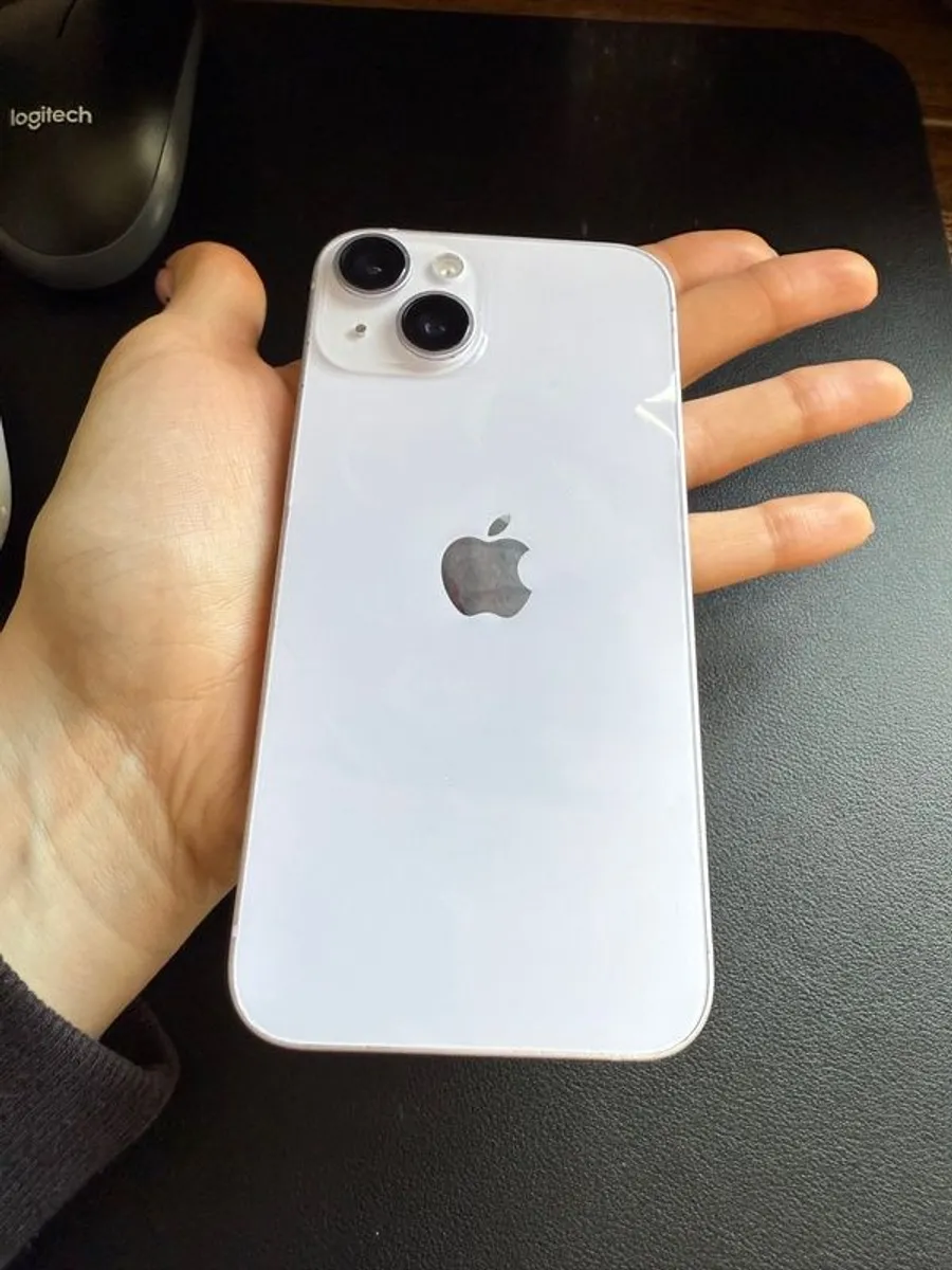 iPhone 14 - Image 1