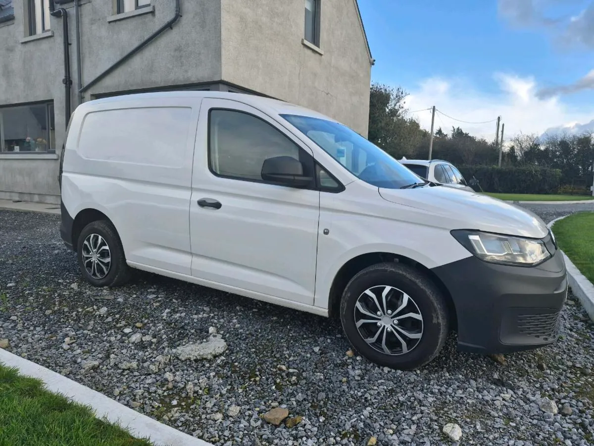 Volkswagen Caddy 2022 - Image 1