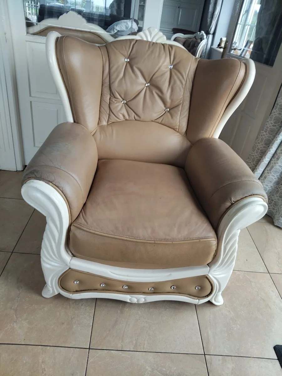 Free armchair