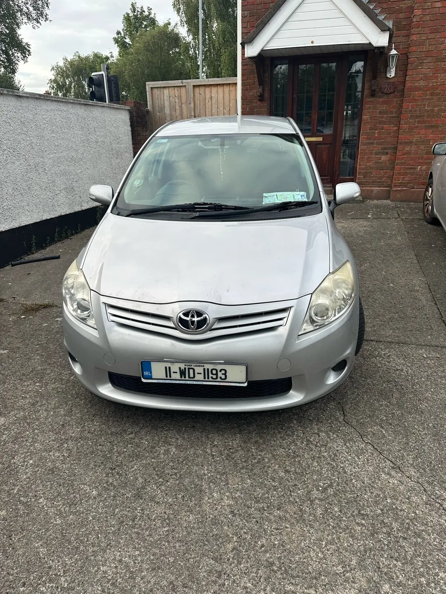 Toyota Auris Diesel 2011 - Image 3