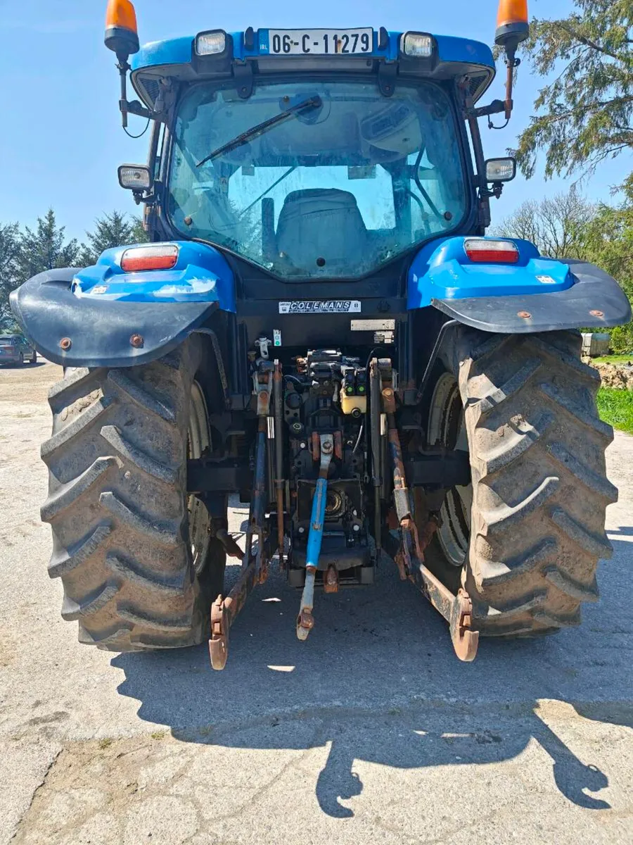 New Holland TS115A - Image 4