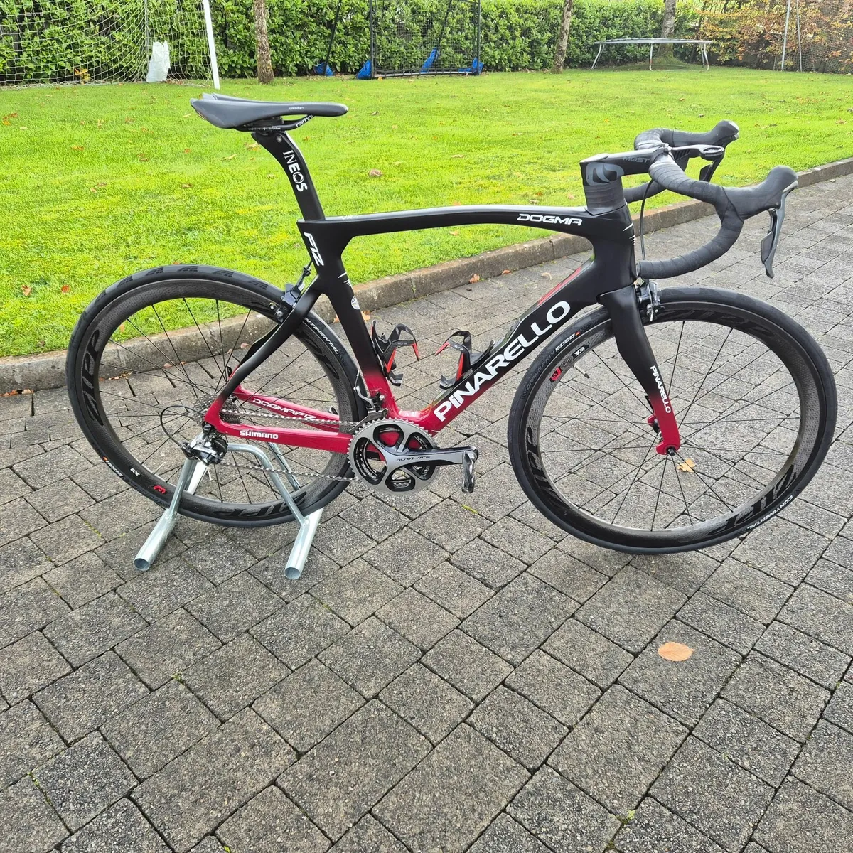 Pinarello F12 Team Ineos rim brake bike (56cm) - Image 1