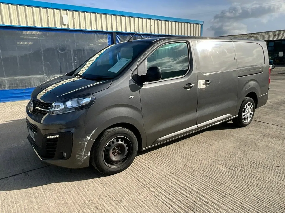 VAUXHALL VIVARO 3100 SPORTIVE L2 H1 2.0 D - Image 4