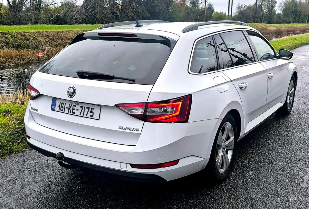Skoda Superb Estate Auto 1.6 DSG - Image 1