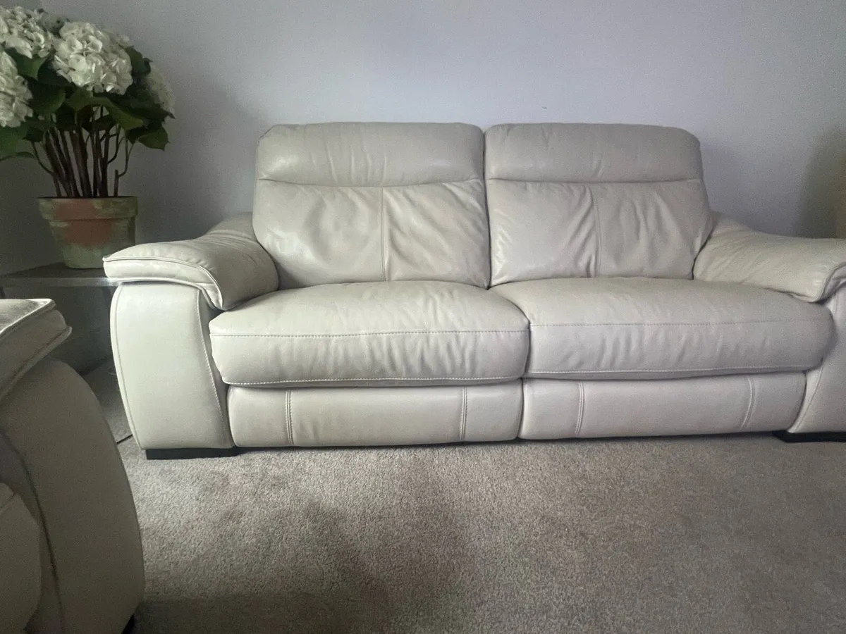 Cream Leather Sofa (3 seater) and two matching arm - Image 2