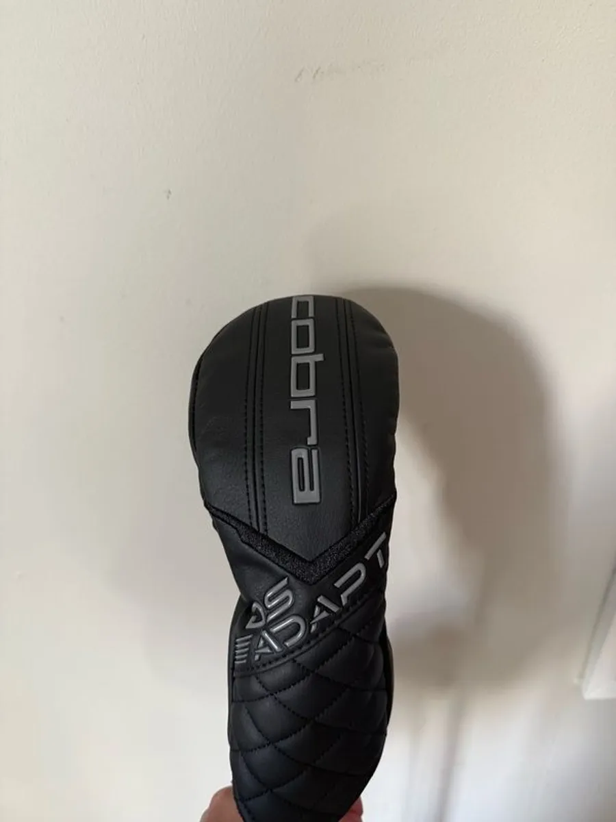 Cobra Ds Adapt 3 Hybrid Brand New - Image 4