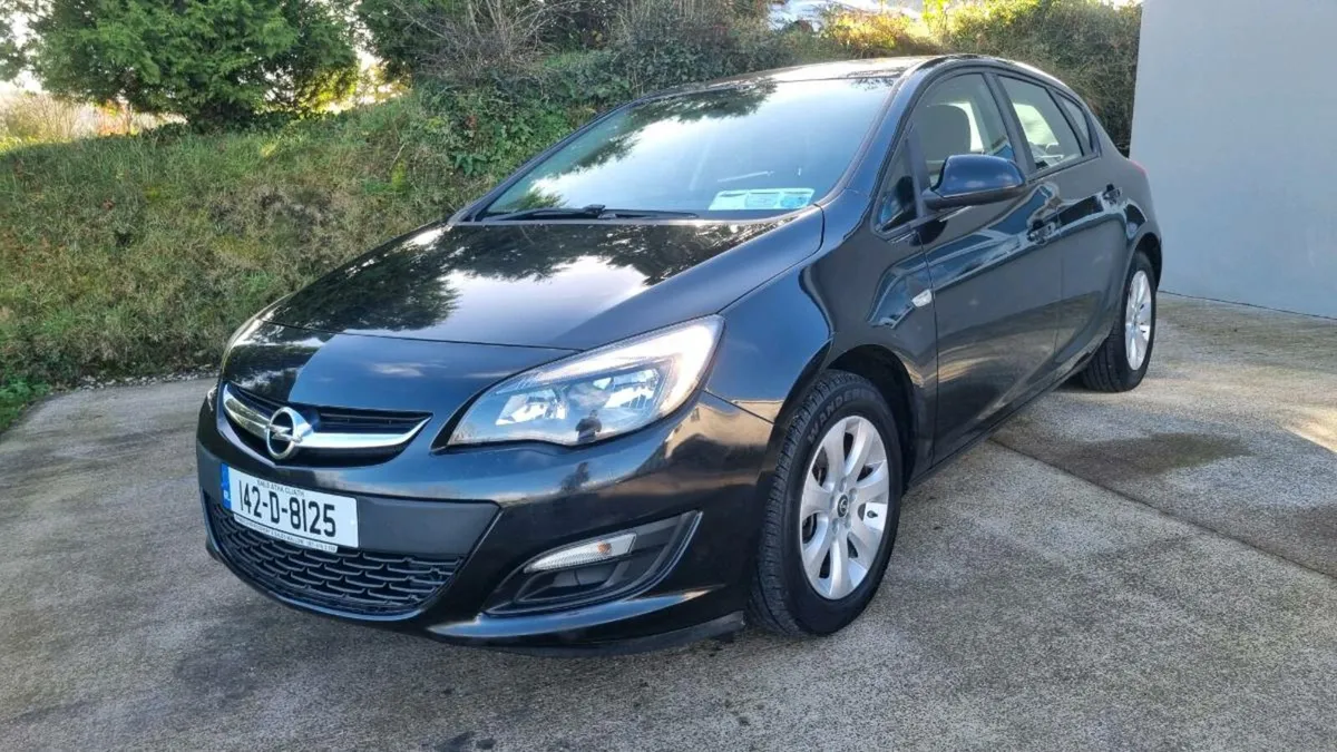 OPEL ASTRA 169KM NCT 11/26 TAX 04/26 SERVICED - Image 1