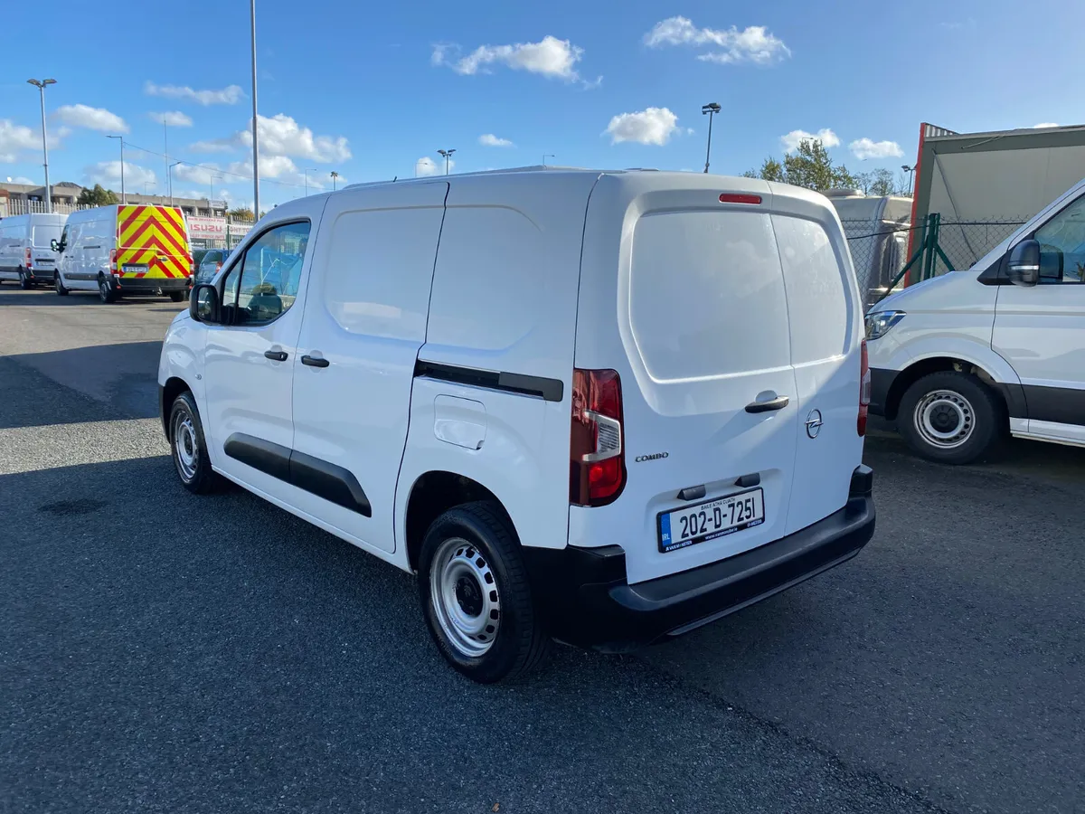 2020 Opel Combo 1.5 75BHP - Image 4