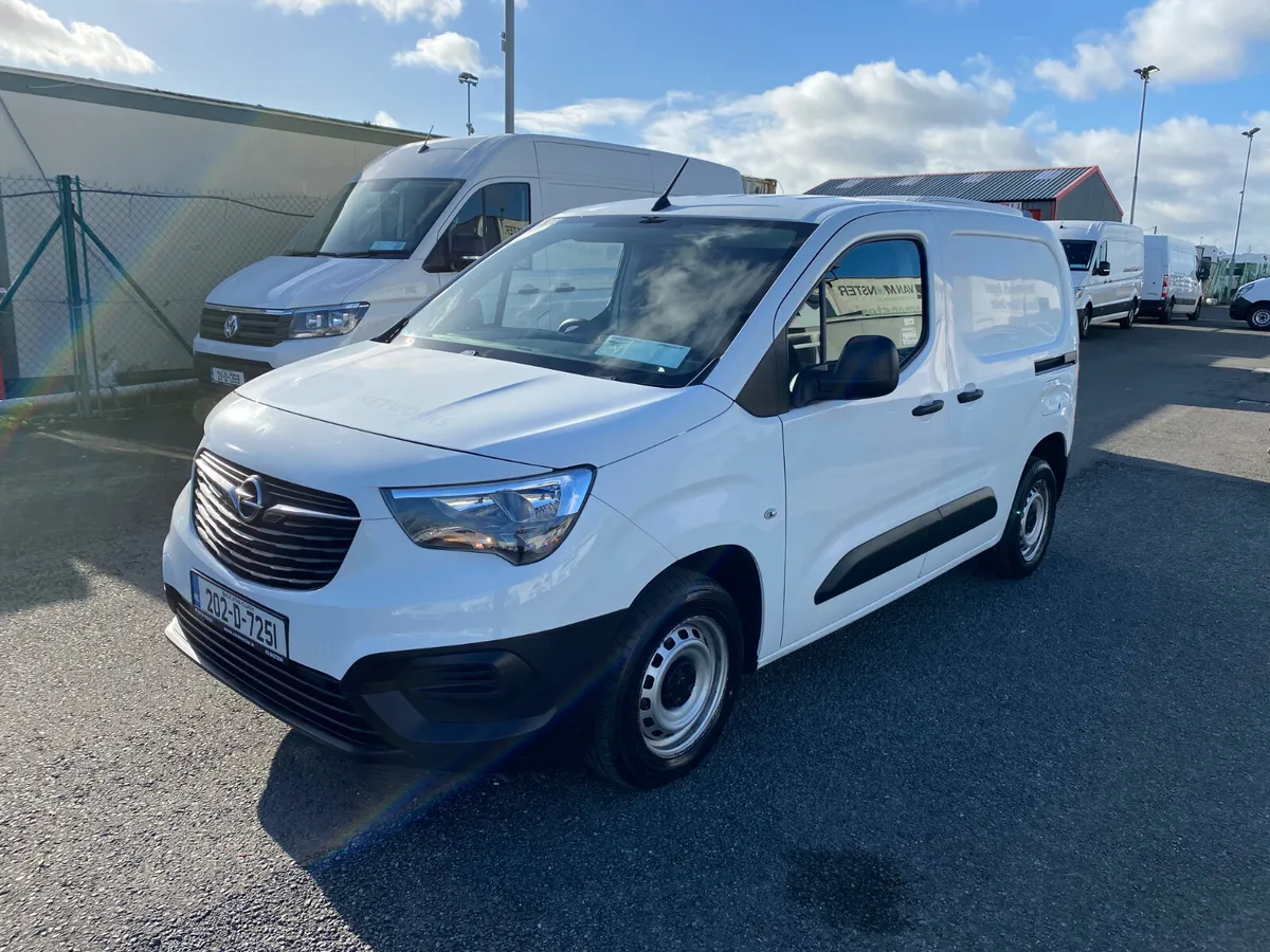 2020 Opel Combo 1.5 75BHP - Image 3