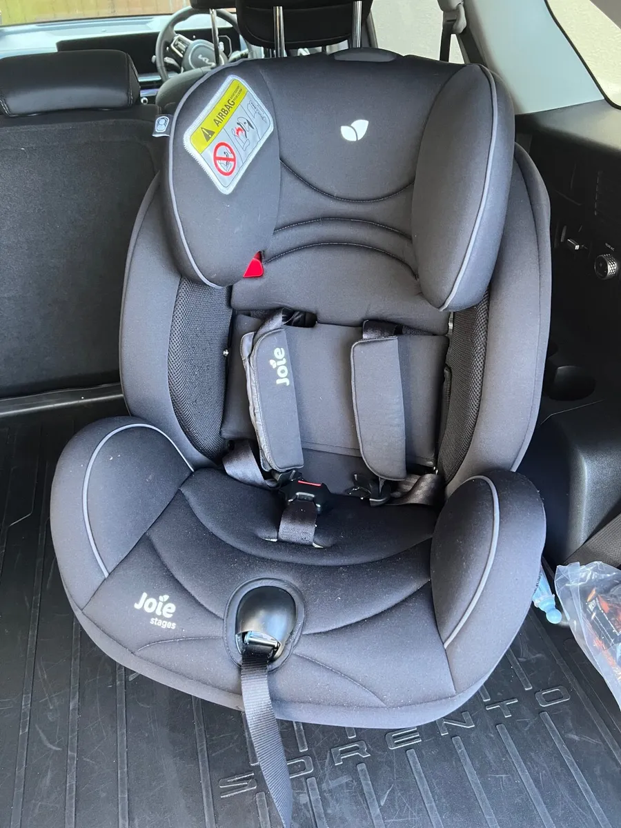 Child seat - Image 1