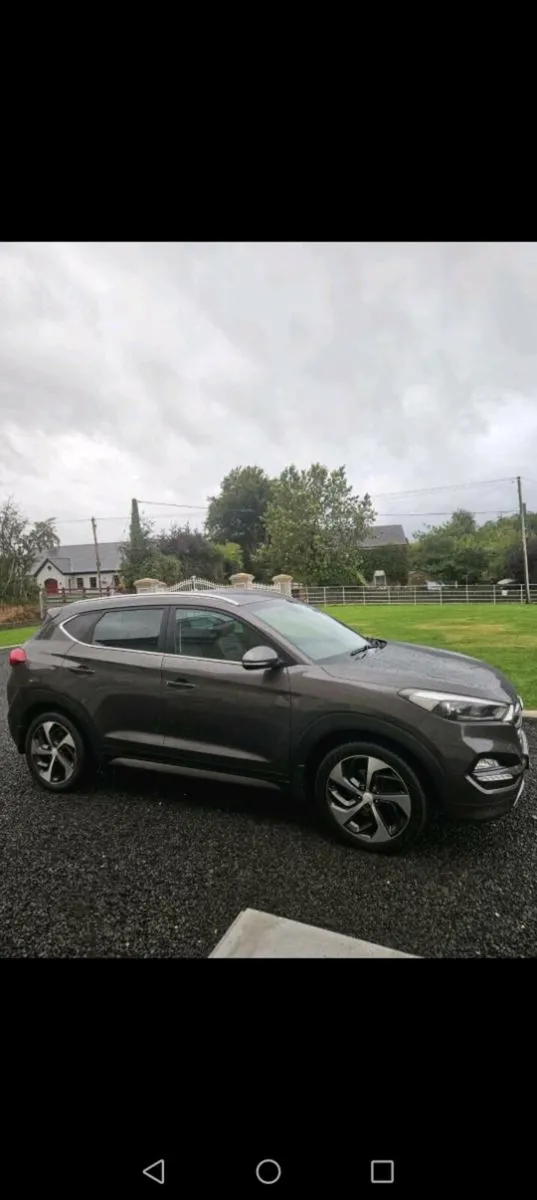 Hyundai tucson 2.0 CRVI PREMIUM - Image 1