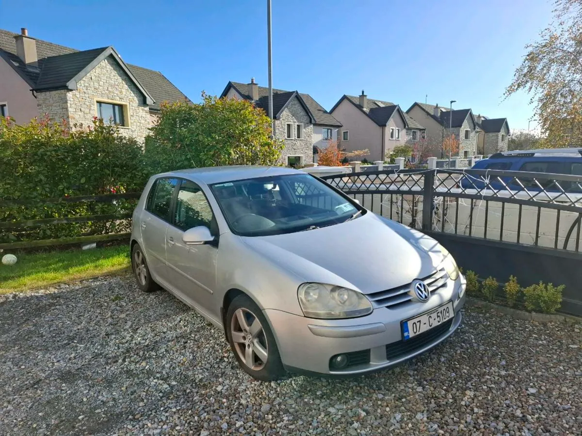 **Selling early January 2026** Volkswagen Golf 07 - Image 1