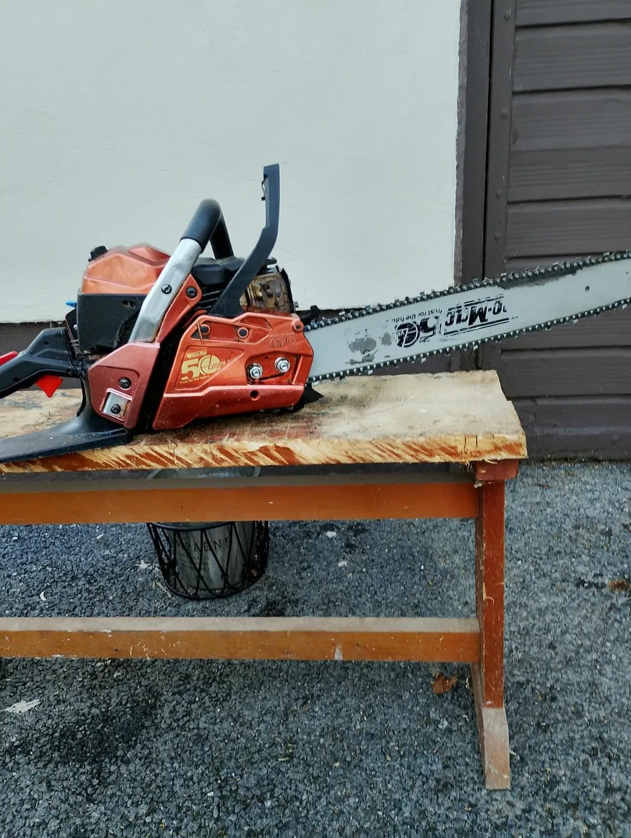 Chain saw - Image 3